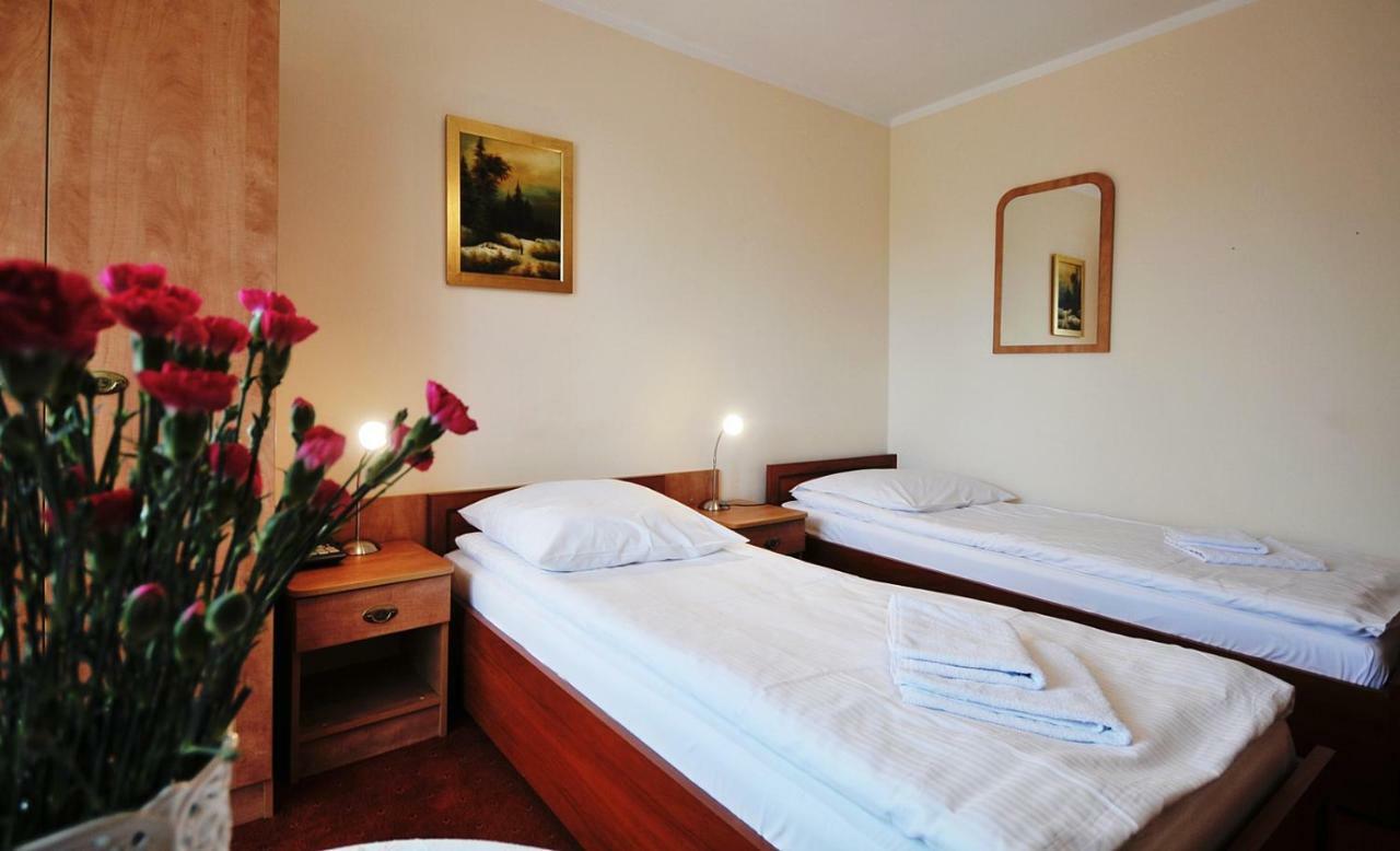 Dworek Familijny Kołobrzeg Esterno foto